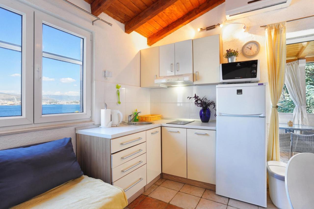 Apartments By The Sea Okrug Donji, Ciovo - 12502 Округ Горни Экстерьер фото